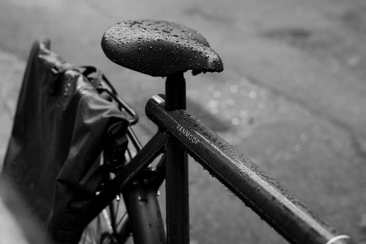 Are Electric Bikes Waterproof - Can Electric Bikes Get Wet