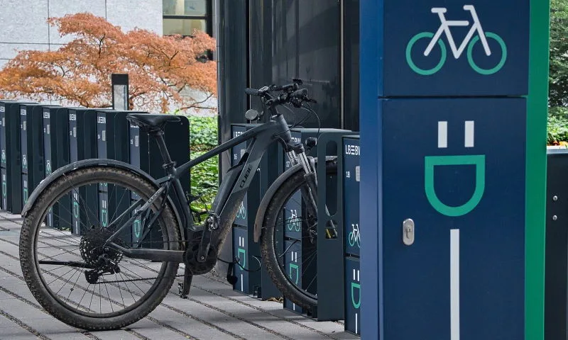 Electric Bike Batteries Explained - Charging, Weight, Size + Range Simplified 3 Electric Bike Batteries Explained - Charging